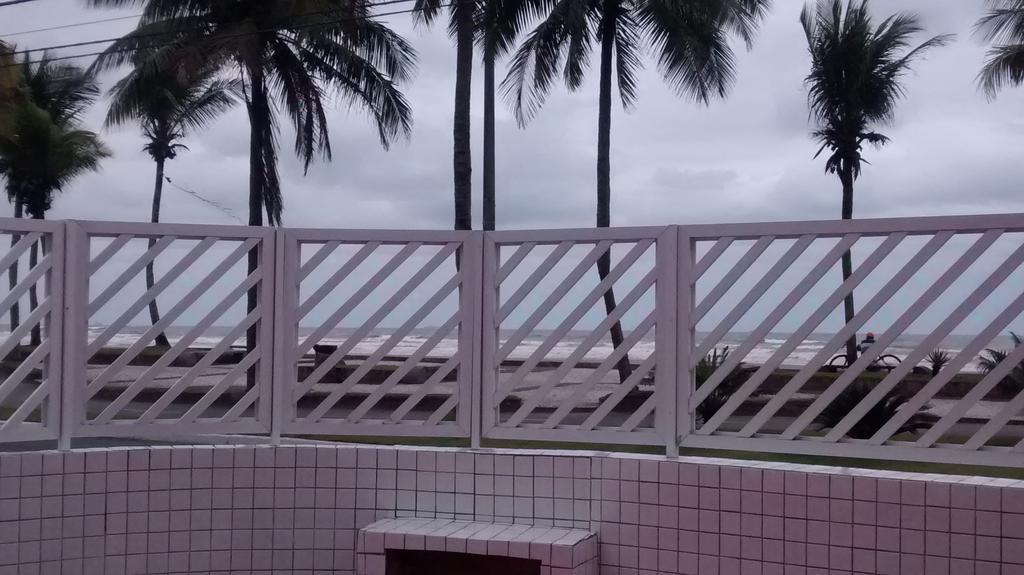 פראייה גראנדה Mares Do Sul Apartment מראה חיצוני תמונה